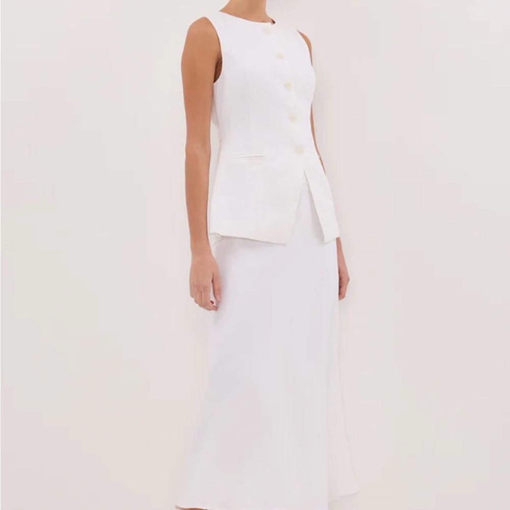 DISSH White Linen Maxi Skirt